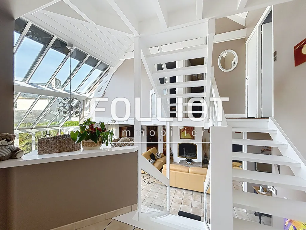 Stanze - Architect's House with Sea View in Granville