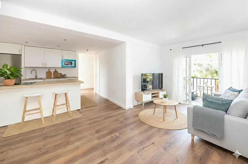 Elutuba - Apartment with Terrace in Fuengirola