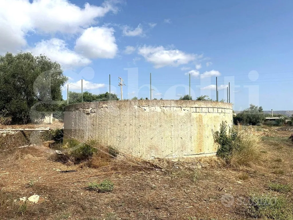 Aed - Buildable Land with Sea View in Noto