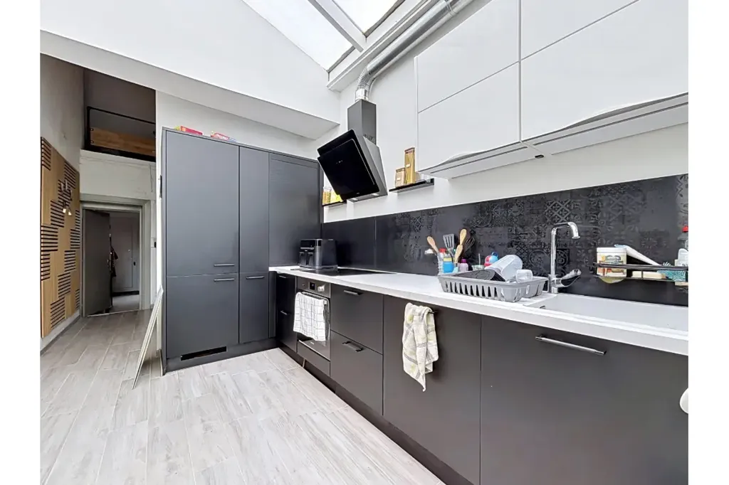 Cuisine - Maison Contemporaine avec Terrasse à Antoing