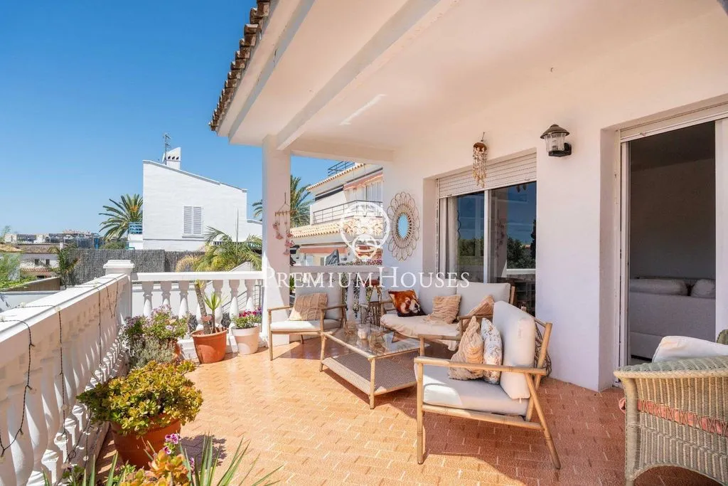 Terrass - Luxury House with Pool in Sitges