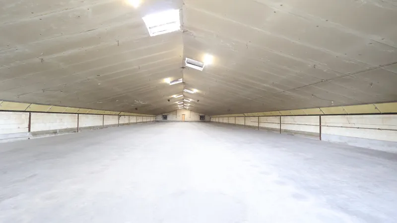 Garaaž - Commercial Storage Unit near E17 in Lichtervelde