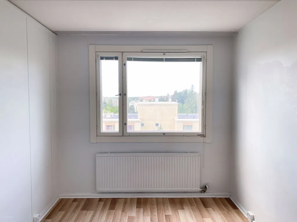 Pièces - Seventh Floor Apartment with Balcony in Suvela, Espoo
