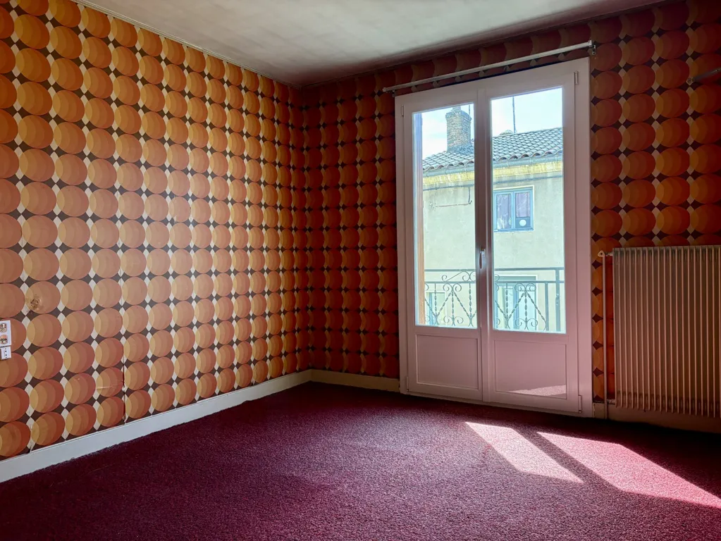 Pièces - Maison de Ville avec Balcon à Tournus
