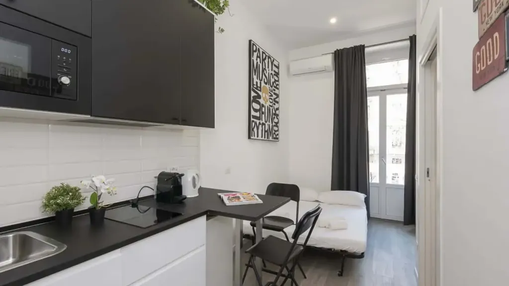Köök - Studio Apartment with City View in Milan