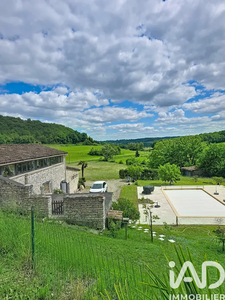 Bassein - Luxury Villa with Pool in Bagat-en-Quercy