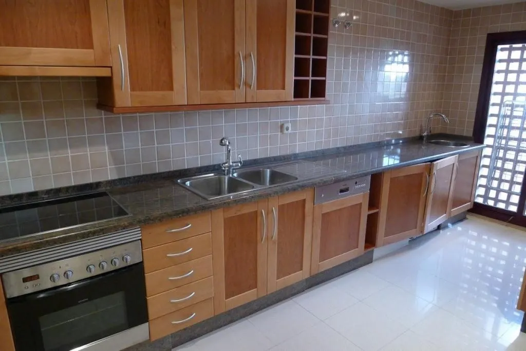 Cuisine - Beachside Flat with Pool in Marbella