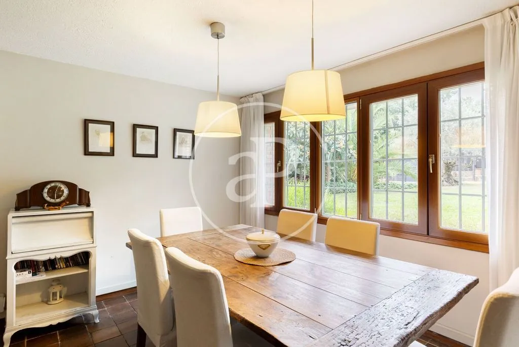 Sala da pranzo - Luxury Villa with Pool in Bellaterra, Catalonia