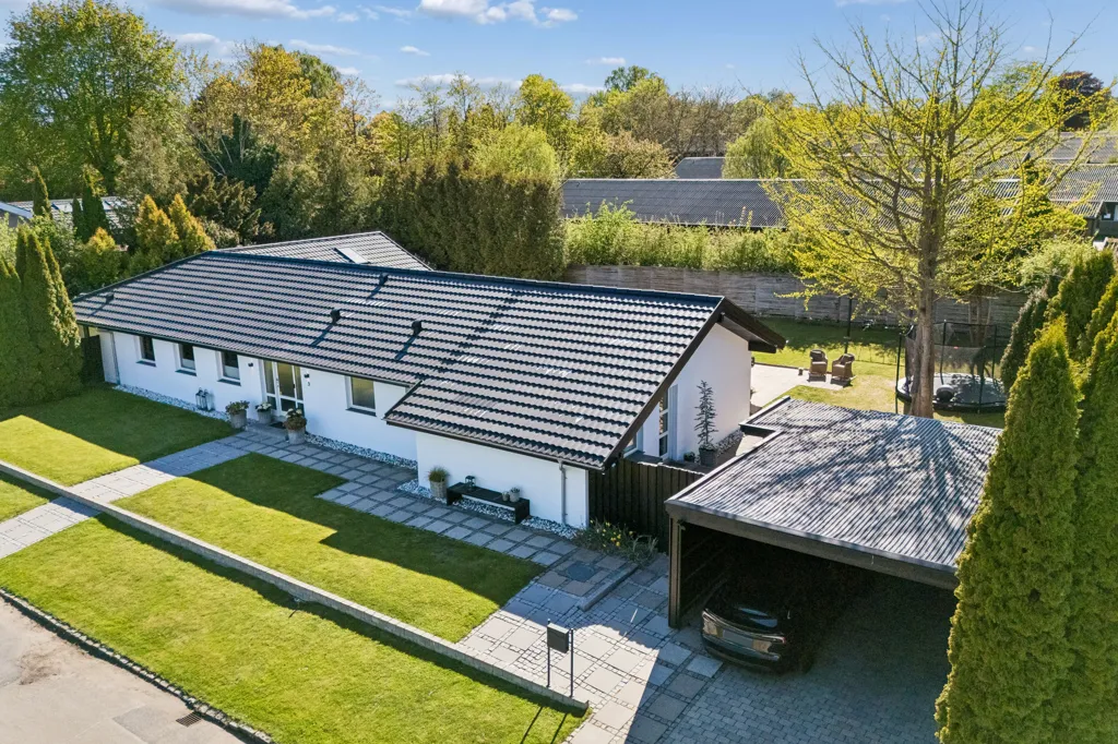 Vue aérienne - Renovated Villa with Carport in Vedbæk