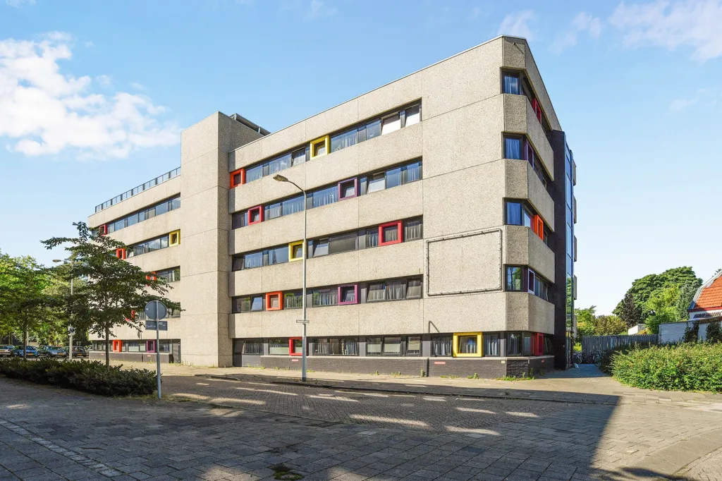 Välivaade - Studio in Central Eindhoven