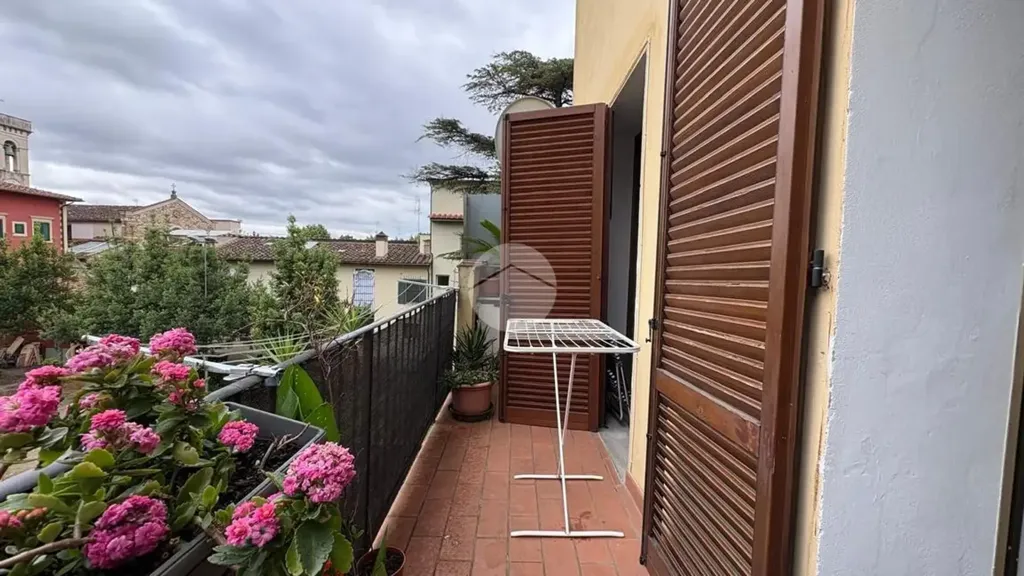Balcony - Modernised Two-Bedroom Apartment in Florence