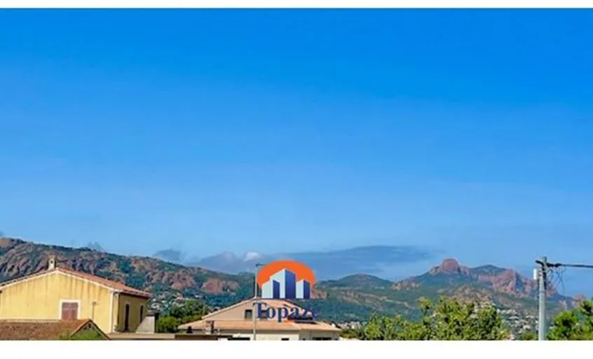 Studio with Sea View near Dramont