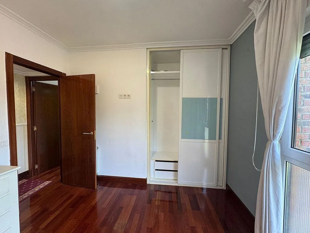 Toad - Apartment with Balcony in Getxo's Polígono Rojo