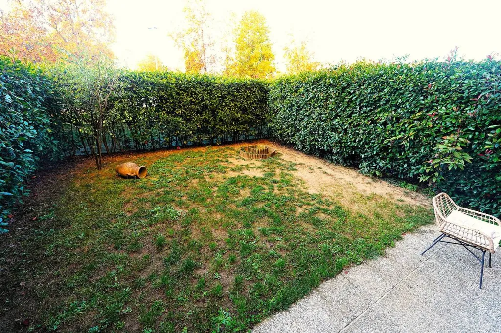 Jardin - Trilocale with Private Garden in La Loggia