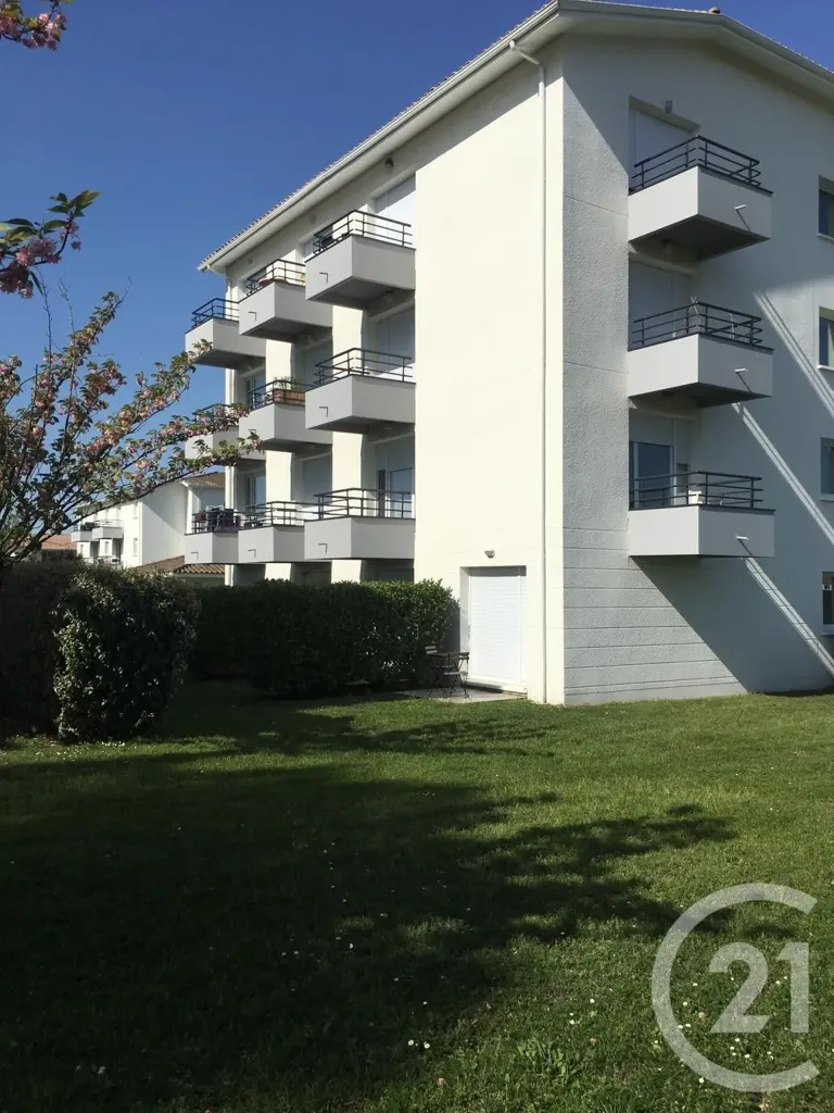 Välivaade - Studio with Balcony in Mérignac