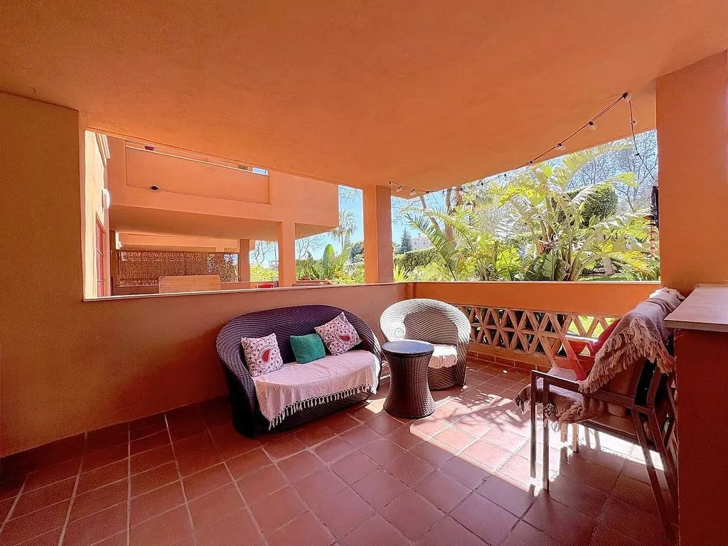 Terrazza - Corner Apartment with Pool in Marbella