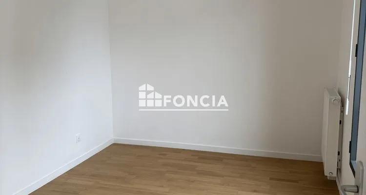 Toad - Modern Apartment with Terrace in Fontainebleau