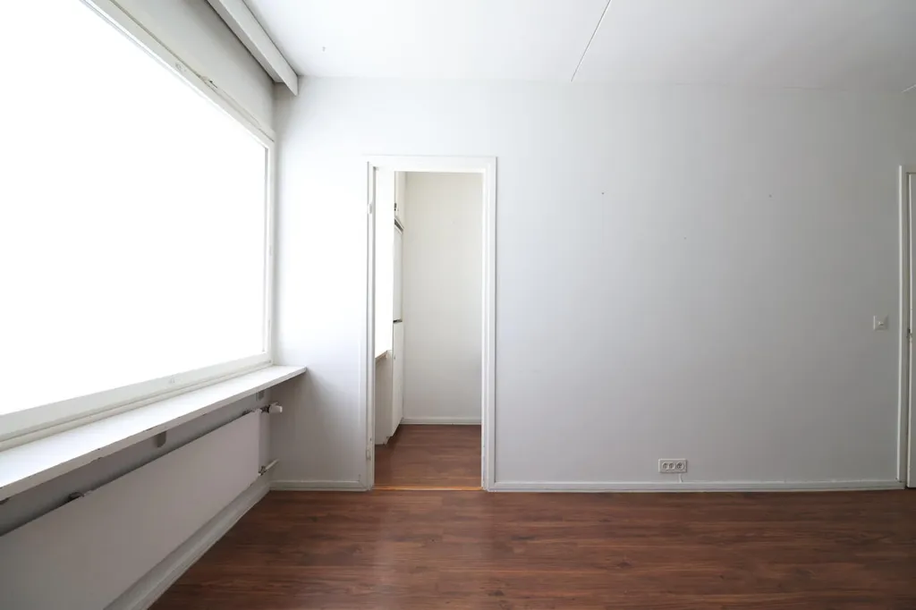 Toad - Bright Studio Flat with Balcony in Ullanlinna, Helsinki