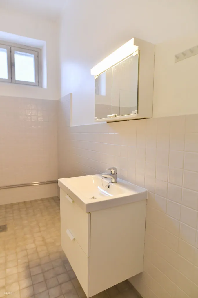 Salles de bain - Bright Apartment with Historic Charm in Turku Centre