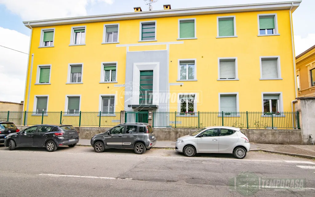 Extérieur - Rustic-Style Flat with Central Heating in Sesto San Giovanni