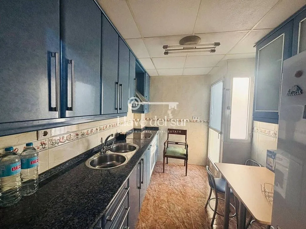 Cuisine - Apartment with Balcony in Águilas
