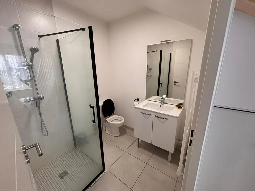 Salles de bain - Chambre en Colocation Meublée à Rezé