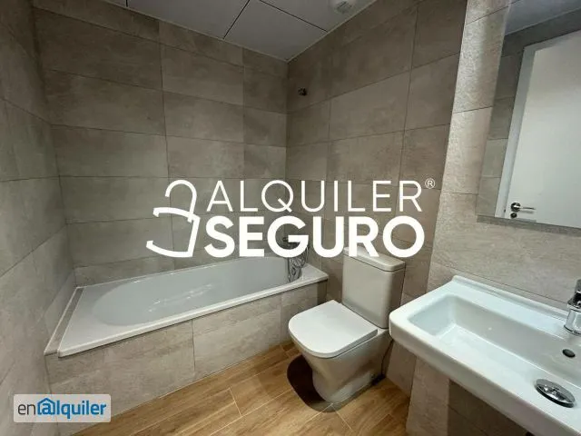 Salles de bain - New Flat with Terrace and Pool in Quart de Poblet