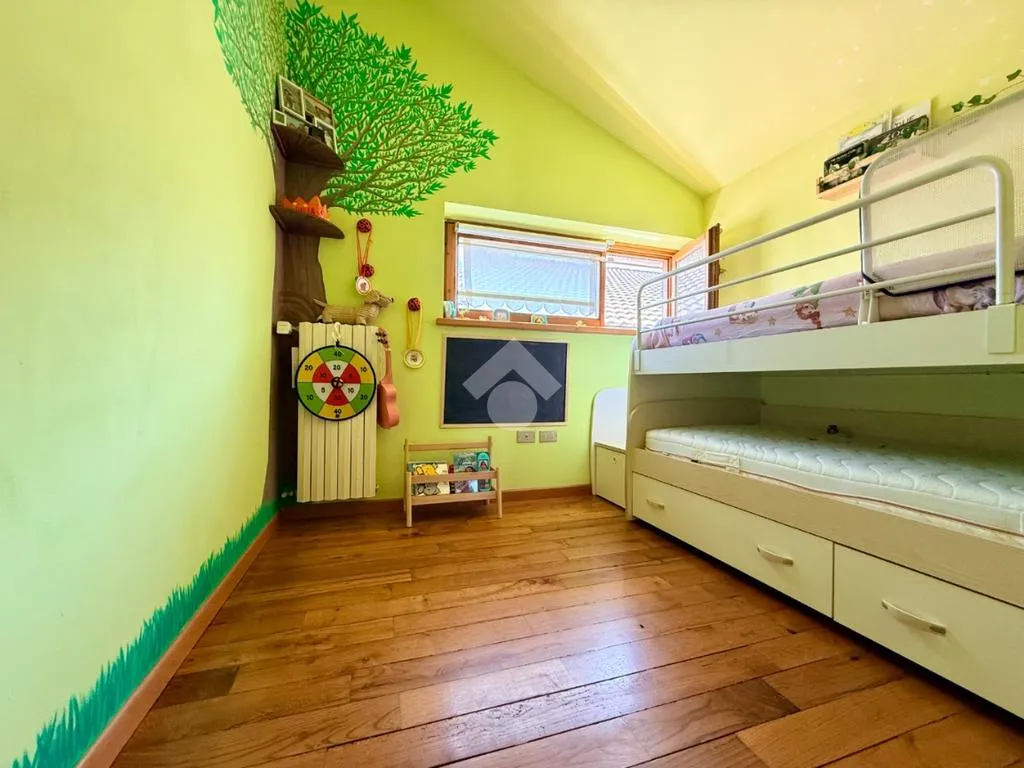 Chambres - 4-Bedroom Apartment with Balcony in Vigasio