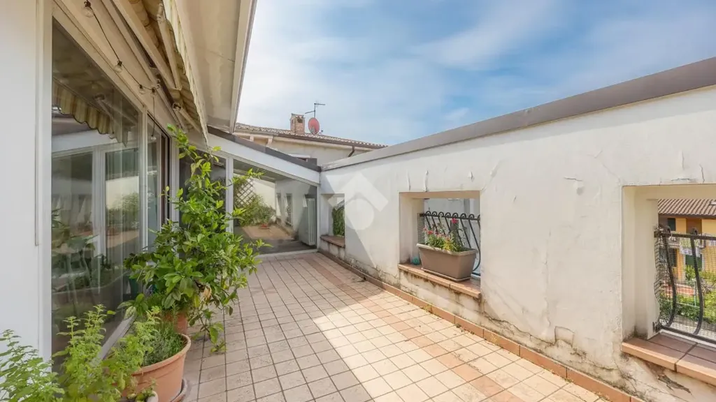 Terrazza - 4-Bedroom Apartment with Terrace in Dolcè