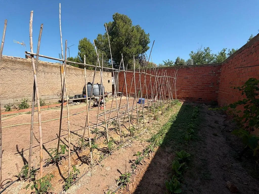 Aed - Rustic House with Pool near Belchite