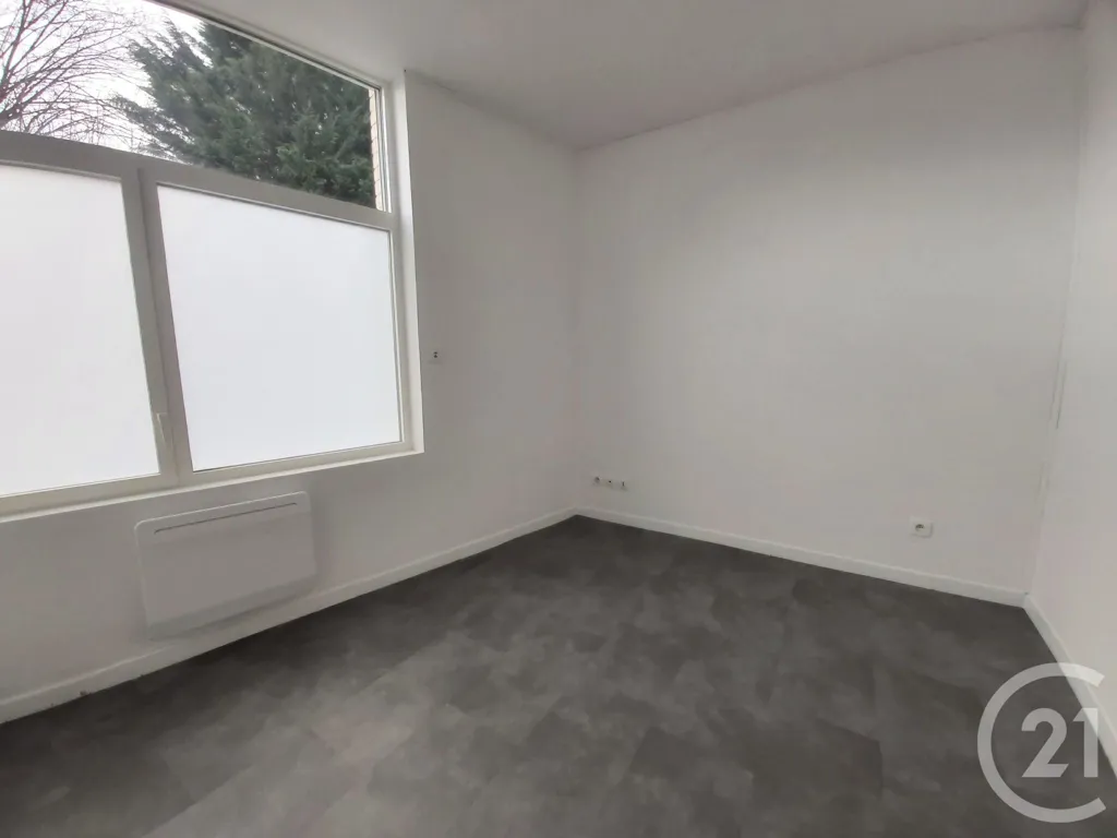 Pièces - Appartement Rénové avec Jardin au Mesnil-Esnard