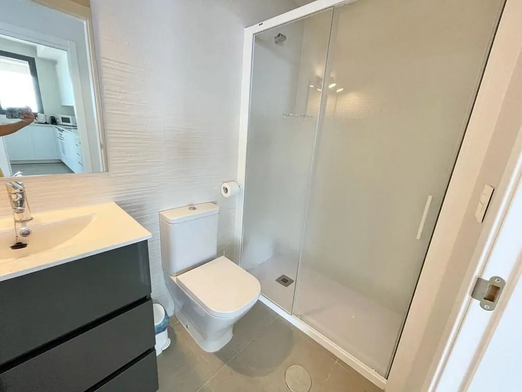 Vannitoad - Modern Apartment with Pool in Playa del Bol