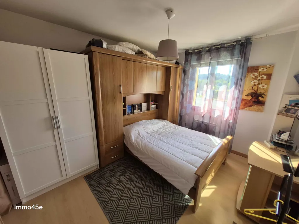 Magamistoad - Detached House with Garage in Chantemerle les Bles
