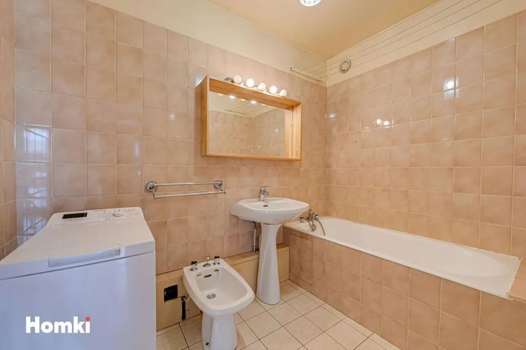 Vannitoad - Apartment with Balcony in Créteil