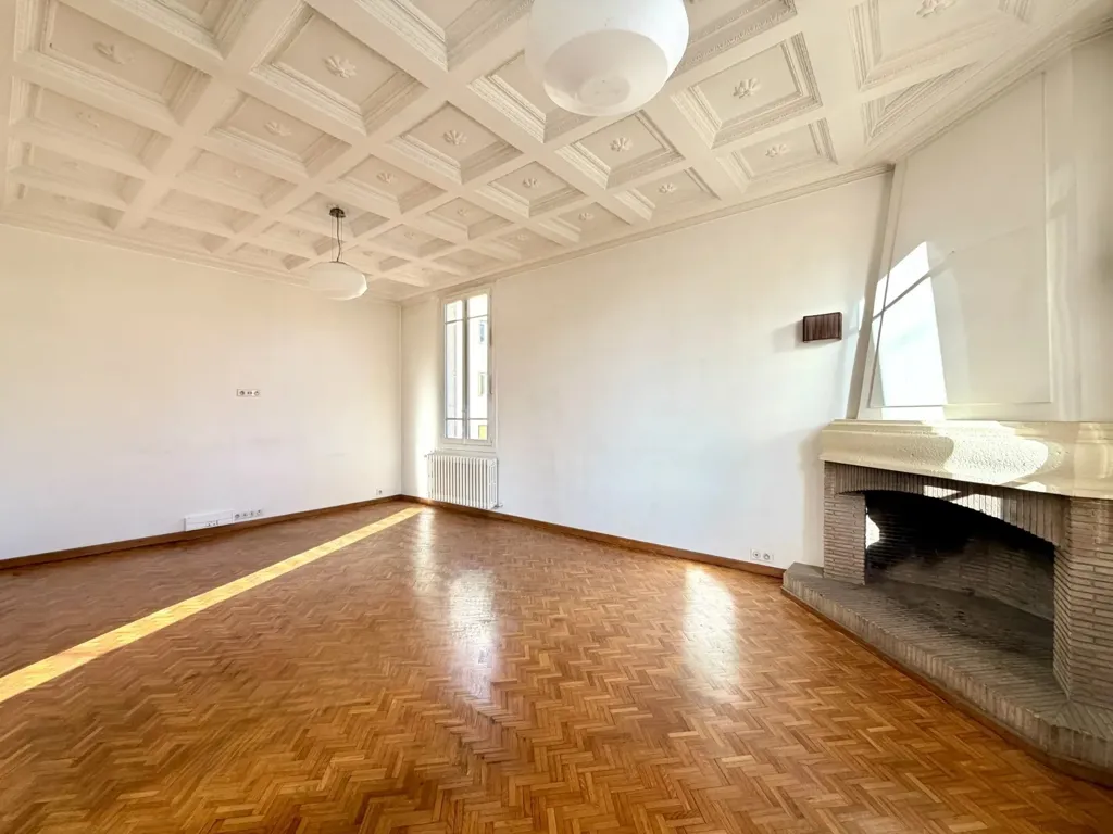 Séjour - Complexe d'Appartements Luxueux à Cannes
