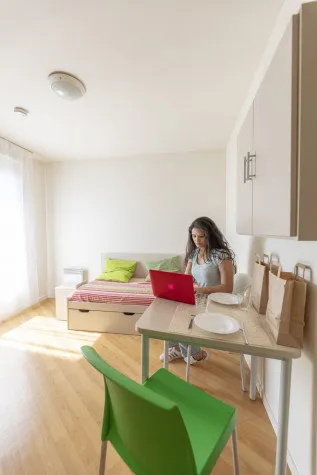Magamistoad - Studio with Internet in Châtillon Centre