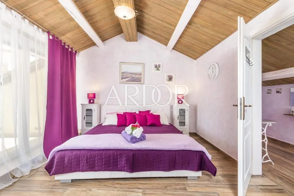 Magamistoad - Villa with Sea View in Tribalj
