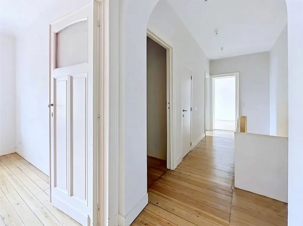 Entrée - Maison 3 Façades avec Ascenseur à Uccle