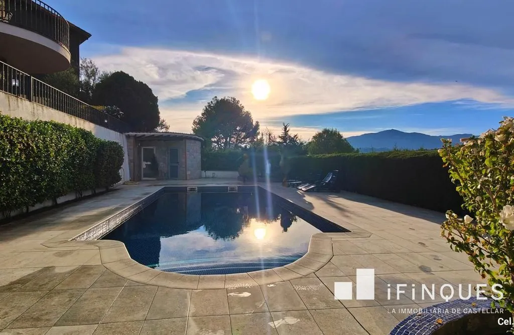 Bassein - Luxury Villa with Private Pool in Castellar del Vallès
