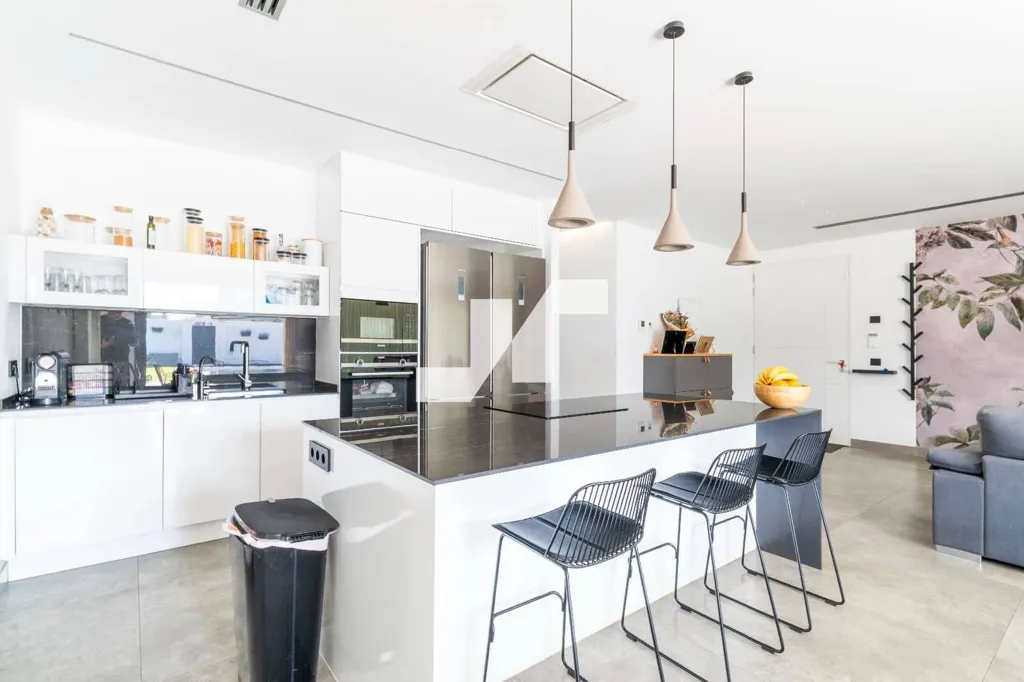 Cuisine - Contemporary Chalet with Private Pool in Madrigal