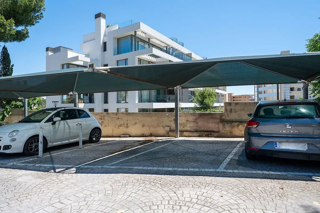 Exterior - 1-Bed Apartment with Pool in Cala Major