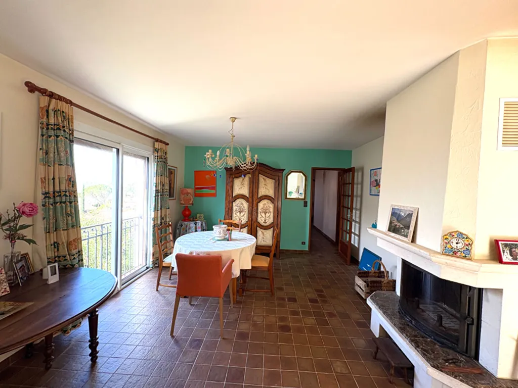 Salle à manger - Villa Familiale avec Terrasses à Muret