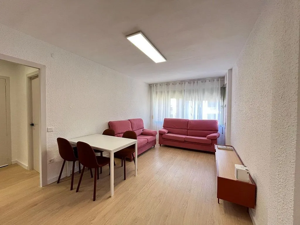 Living Room - Flat with Terrace and Balcony in Amposta