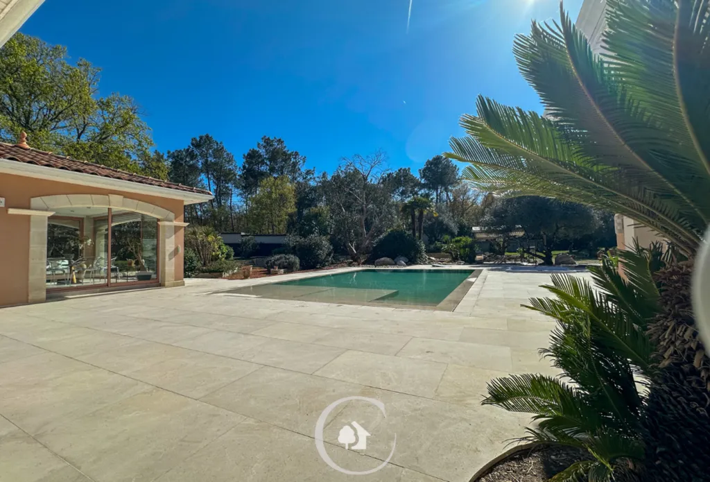 Bassein - Provençale Villa with Pool and Spa in Blanquefort
