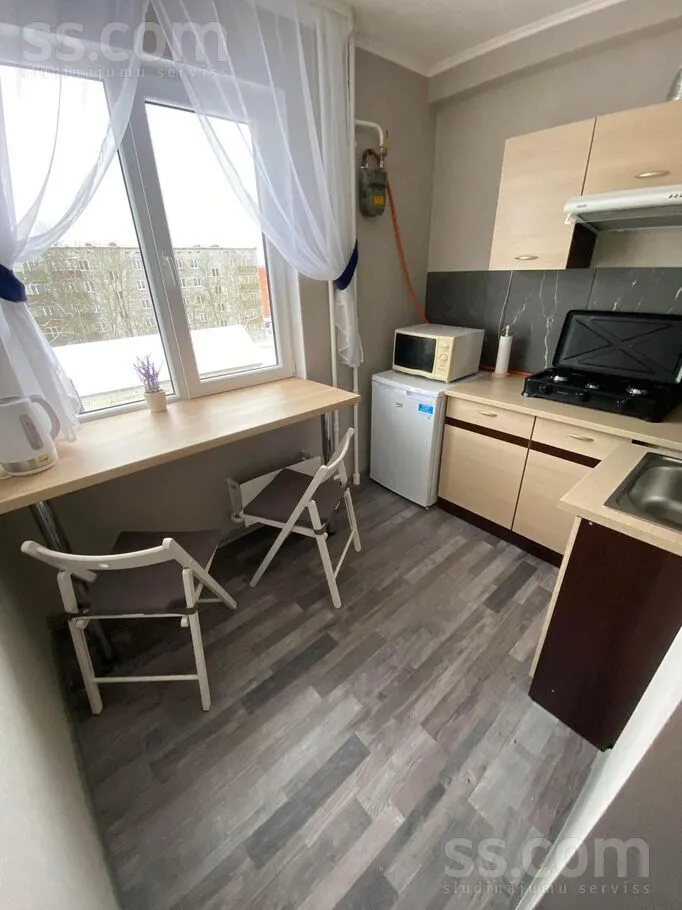 Cuisine - 1-Bedroom Apartment with Balcony in Krāslava