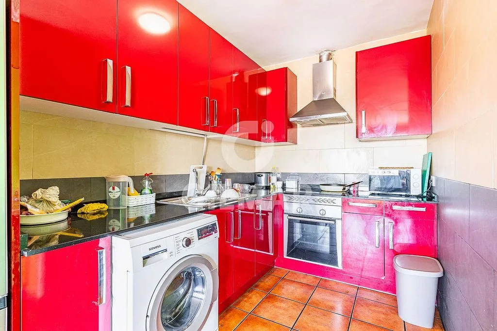 Cuisine - Apartment with Terrace in Almendrales, Madrid