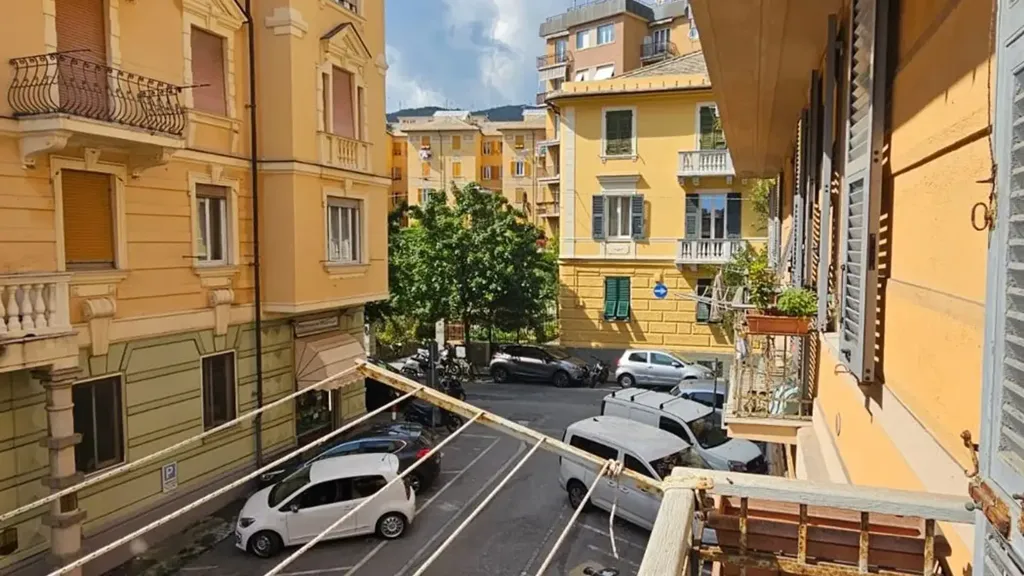 Balcon - Apartment with Balconies in Pegli, Genoa