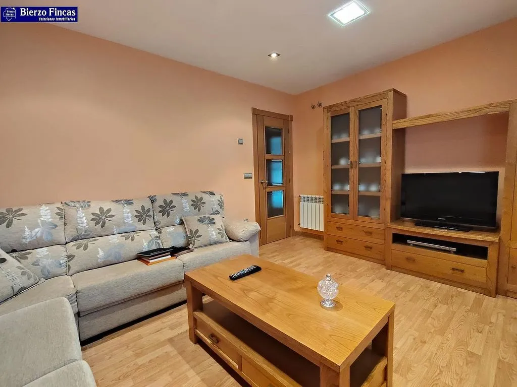 Séjour - Spacious Chalet with Garden in Fabero