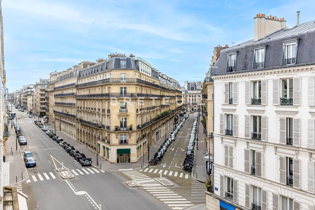 Balcon - Appartement en Pierre de Taille avec Vue Sud-Ouest à Paris