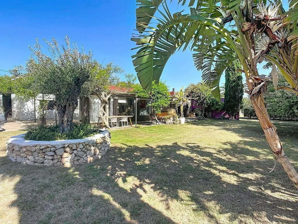 Aed - Rustic House with Pool and Terrace in Ciutadella